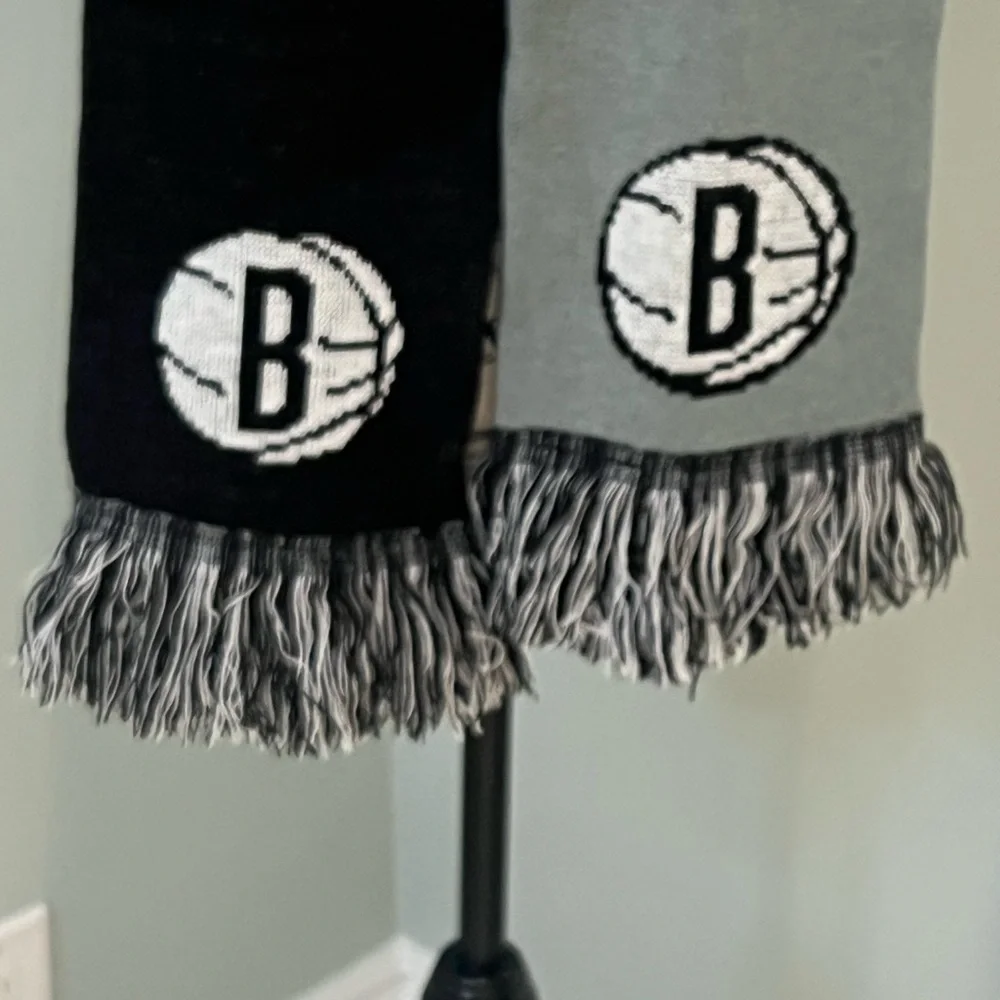 Foco Brooklyn Nets Two Toned Scarf | Fringe | Black & Gray | OS | Like New